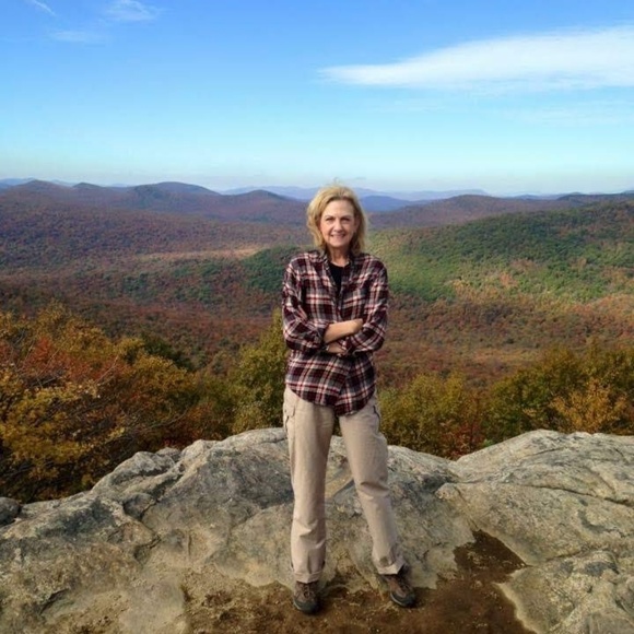 Meet your Posher, Rachel - Picture 3 of 5